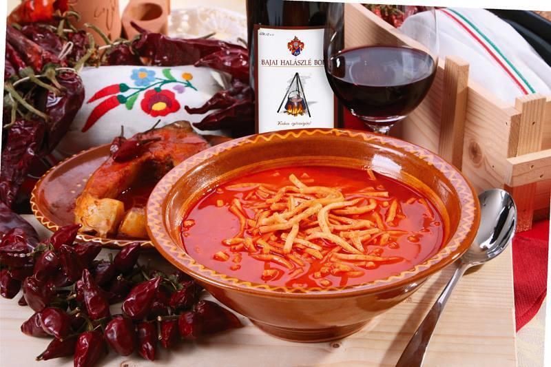 Sobri Halaszcsarda Es Panzio Baja Luaran gambar